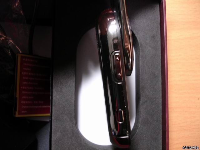 山寨開箱 MOTO AU(V)RA 和 NOKIA N96 高仿1:1 更新