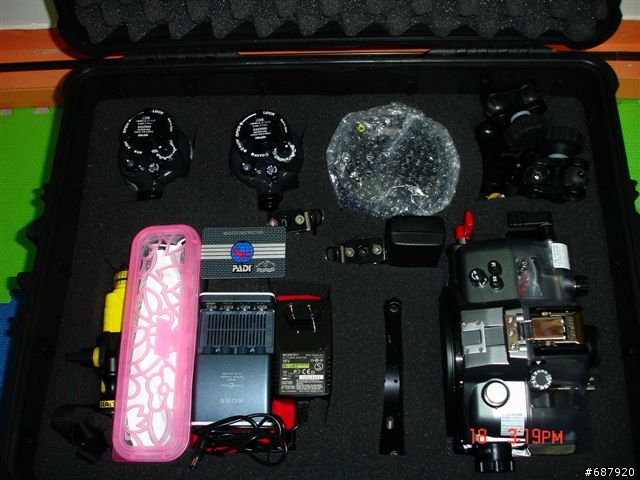 補 2006 另類開箱文 D200 & SB800 防水盒 大解剖