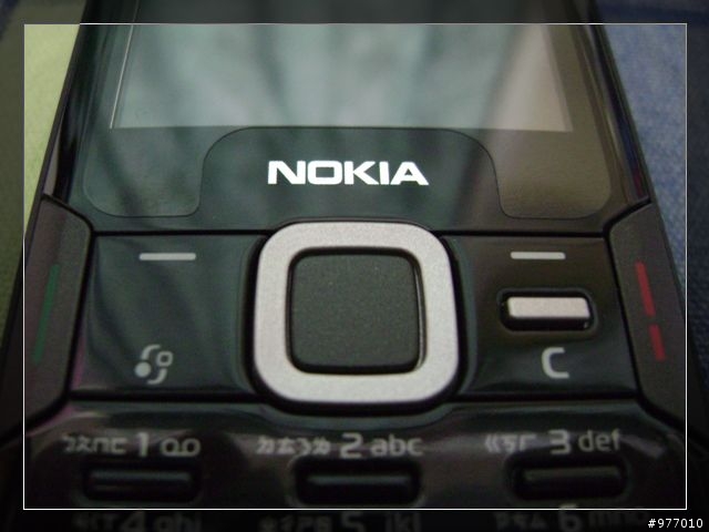 五百萬中的經典~Nokia N82黑魂回顧開箱文