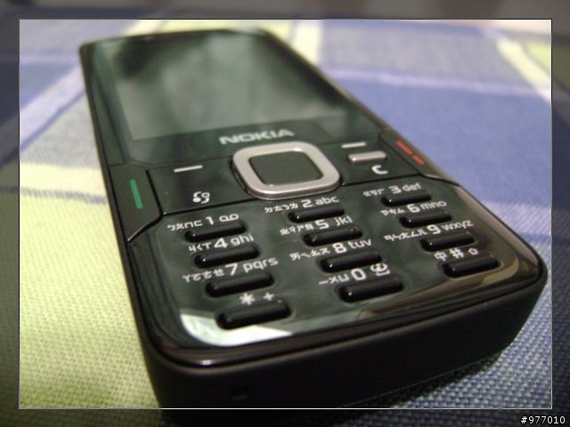 五百萬中的經典~Nokia N82黑魂回顧開箱文