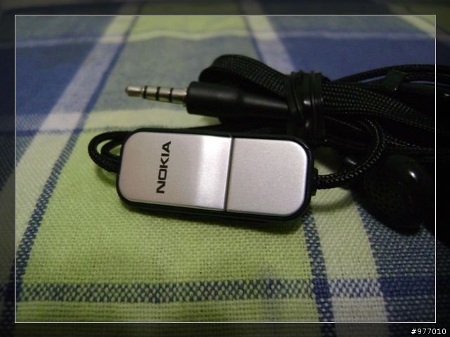 五百萬中的經典~Nokia N82黑魂回顧開箱文