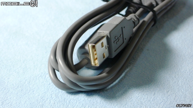 簡單、無限、聲優的IRIVER F700