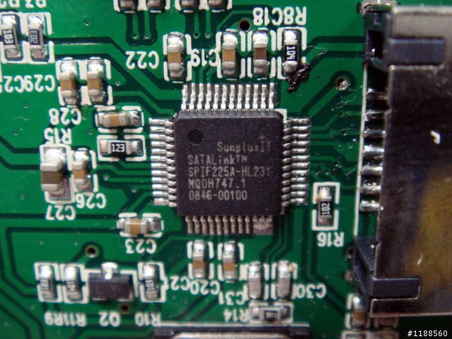 造型硬碟旅座充..其實是硬碟外接盒ICY DOCK MB881US-1S-1 裸接式外接盒