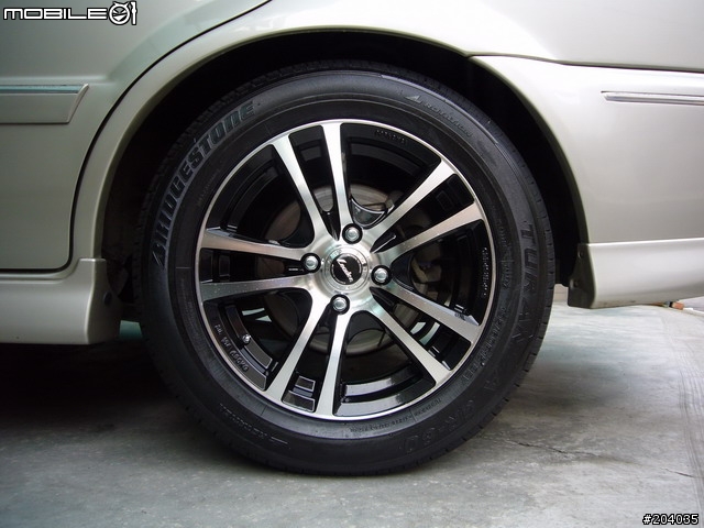 Ford Tierra 換胎開箱之GR80
