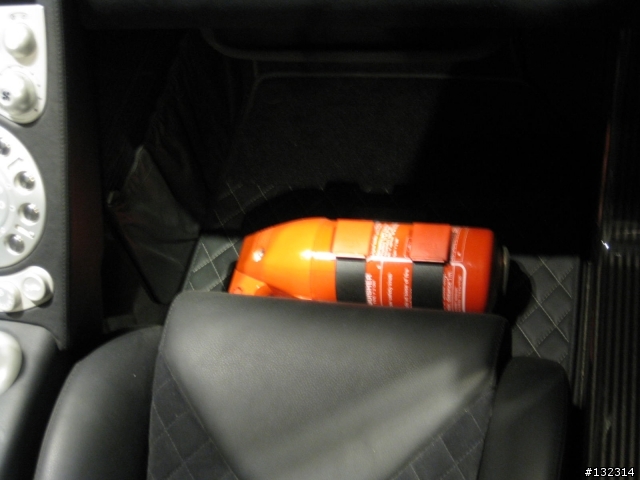 Vegas 和 Veyren + Reventon + CCX 的近距離接觸