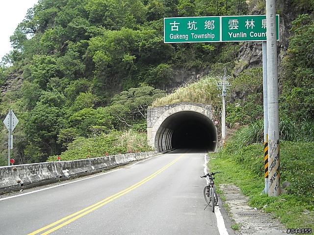 雲林草嶺~嘉義豐山 林道路線