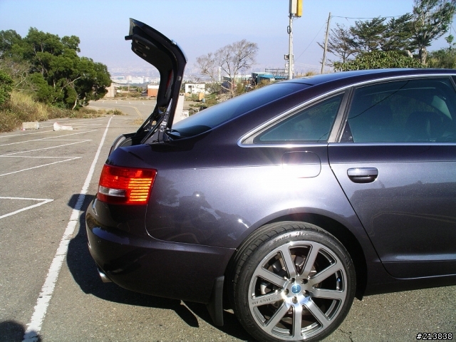 令人目不轉睛的 AUDI A6