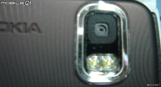 運用美軍戰機科技的InvisibleSHIELD保護我的Nokia 5800