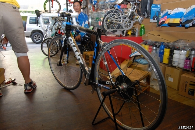 <圖多> GIANT TCR ADVANCED 2 開箱文再一發~