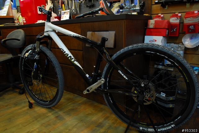 09年GIANT XTC AD2開箱分享文