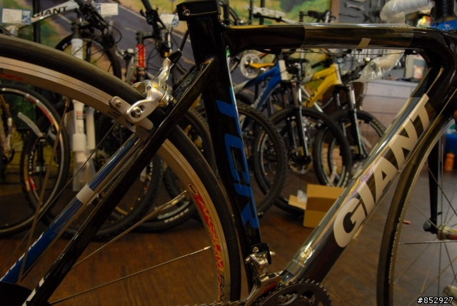 <圖多> GIANT TCR ADVANCED 2 開箱文再一發~