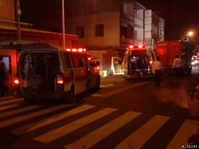 喝酒千萬別開車~要不死你自己就好~別害別人~