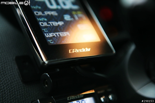 車況一指搞定: Greddy Intelligent Informeter TOUCH 多功能顯示器