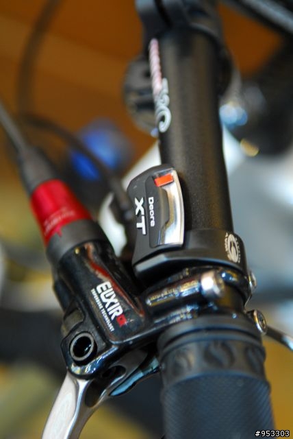 09年GIANT XTC AD2開箱分享文