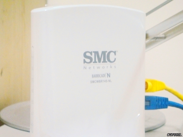 《開箱》時尚美型的無線寬頻分享器—SMCWBR14S-NL