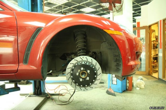 RX-8 + WP pro 煞車王 六活塞 360mm 打孔碟 + 道路版來令片