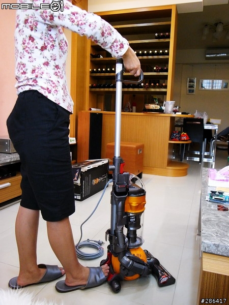 Dyson DC24 開箱文