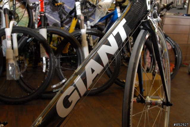 <圖多> GIANT TCR ADVANCED 2 開箱文再一發~
