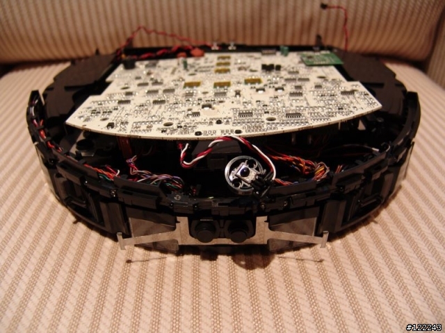 iRobot Roomba 570 分解與組合(圖多)