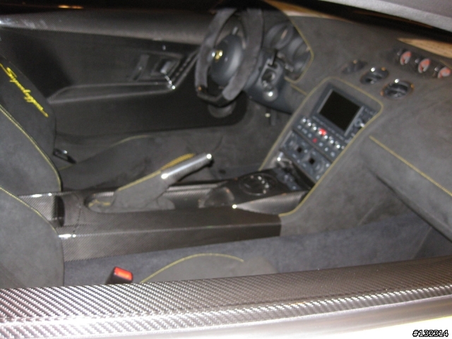 Vegas 和 Veyren + Reventon + CCX 的近距離接觸