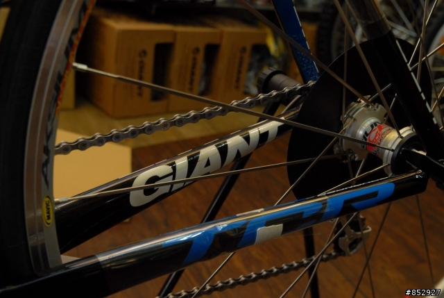 <圖多> GIANT TCR ADVANCED 2 開箱文再一發~