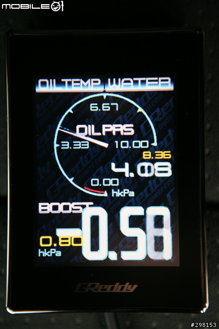 車況一指搞定: Greddy Intelligent Informeter TOUCH 多功能顯示器