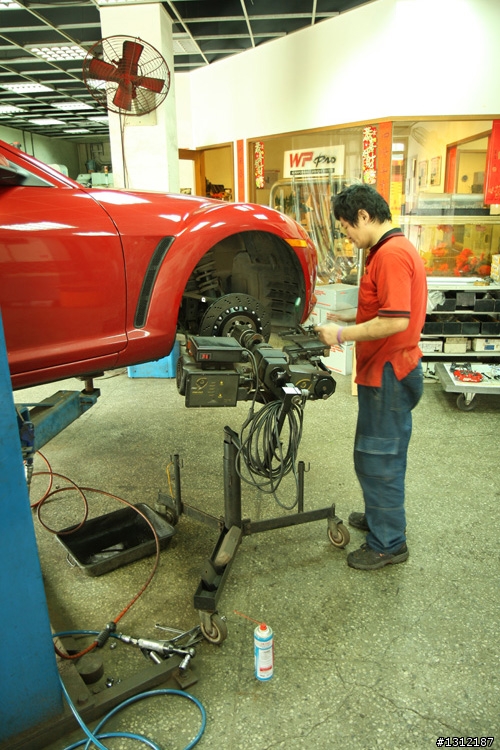 RX-8 + WP pro 煞車王 六活塞 360mm 打孔碟 + 道路版來令片
