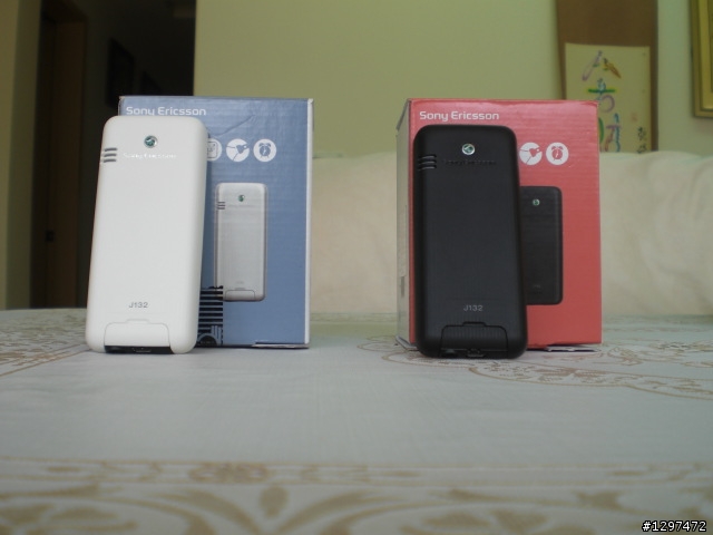驚見!!~Sony Ericsson最新雙卡機種!!!! 價格竟然只要三千~!!!!!!!!!!