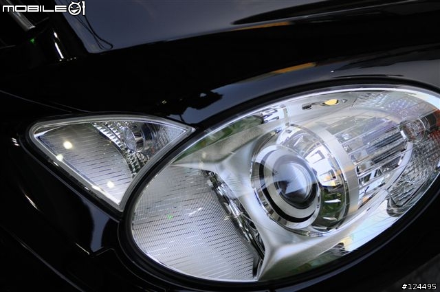 全新2009 BENZ R350 新改款開箱,加購2009最新COMMAND 系統~~~新車開箱開箱開箱