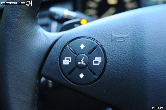 全新2009 BENZ R350 新改款開箱,加購2009最新COMMAND 系統~~~新車開箱開箱開箱