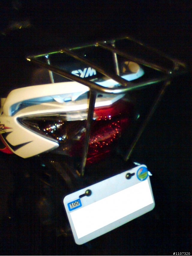 SYM GT125裝後箱,漢堡,後行李箱之現場實錄