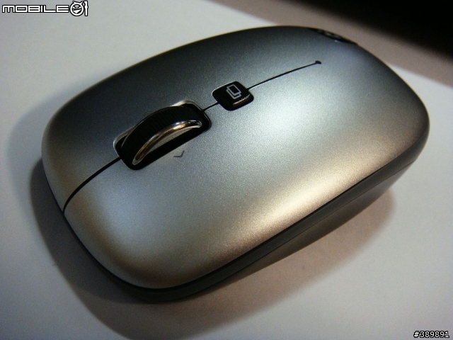 滑鼠的精準度-Logitech V550 Nano 無線雷射滑鼠