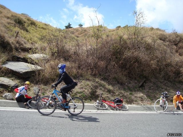 高山一豎之旅(上) 決戰武嶺之巔 - 鐵馬家庭南北大會師