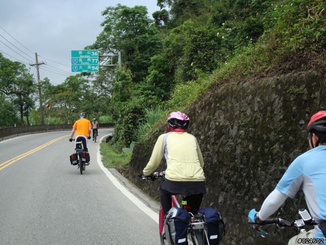 高山一豎之旅(上) 決戰武嶺之巔 - 鐵馬家庭南北大會師