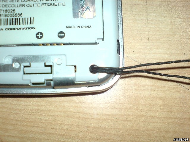 G810吊飾組合法,不需擔心拉斷手機內部構造