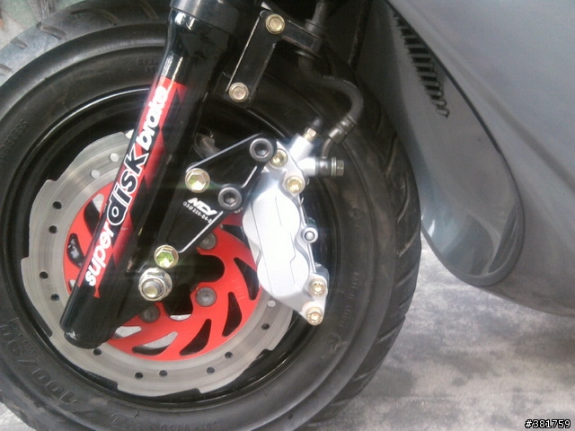 GP125上仿B卡鉗組~有圖有真像...煞車軟度已解決..謝謝大家!