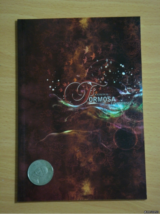 熱騰騰的畢業紀念冊開箱~~大家也可以來PO你們手上的畢業紀念冊吧~~
