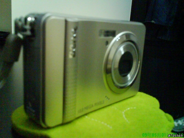 BenQ E1020開箱文(第一次發表文章,寫的不好別見怪)