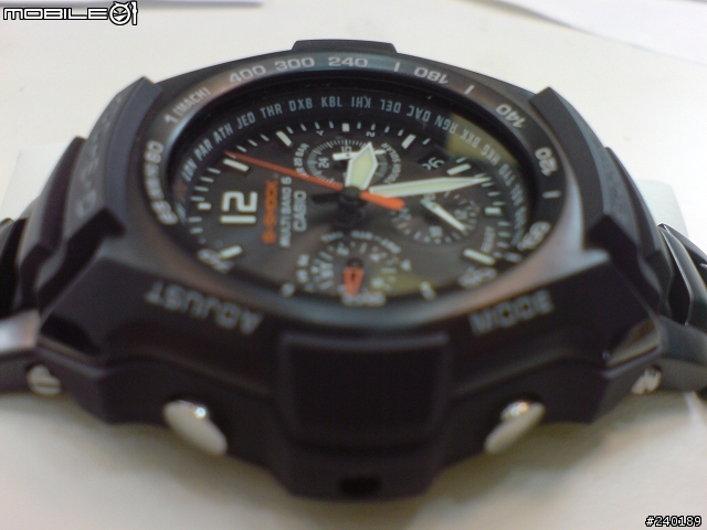 (分享)CASIO 6局電波太陽能飛行概念錶 GW-2000BD