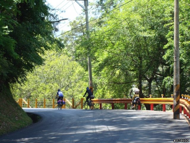 高山一豎之旅(上) 決戰武嶺之巔 - 鐵馬家庭南北大會師
