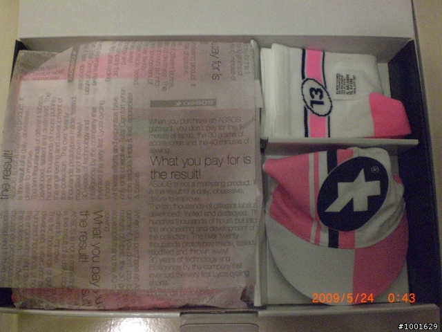 【ASSOS】穿著你的Assos Six - Days自行車衣來亮相吧!