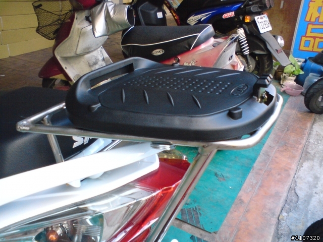 SYM GT125裝後箱,漢堡,後行李箱之現場實錄