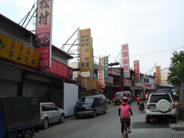 高山一豎之旅(上) 決戰武嶺之巔 - 鐵馬家庭南北大會師