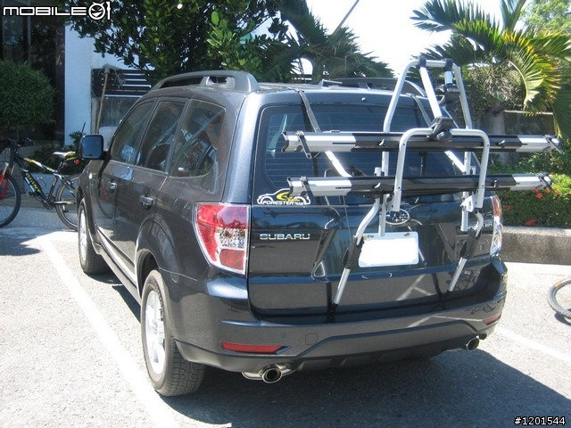 Forester 2.0 + THULE 9106 後車架
