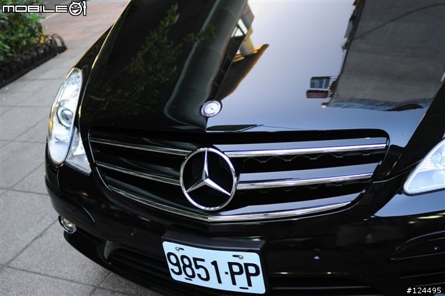 全新2009 BENZ R350 新改款開箱,加購2009最新COMMAND 系統~~~新車開箱開箱開箱