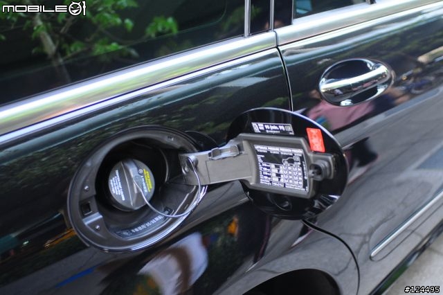 全新2009 BENZ R350 新改款開箱,加購2009最新COMMAND 系統~~~新車開箱開箱開箱