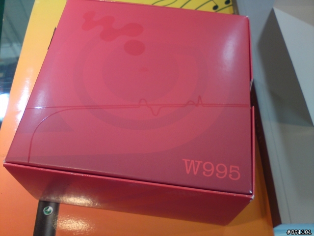 W995和一些小配件分享(圖多)