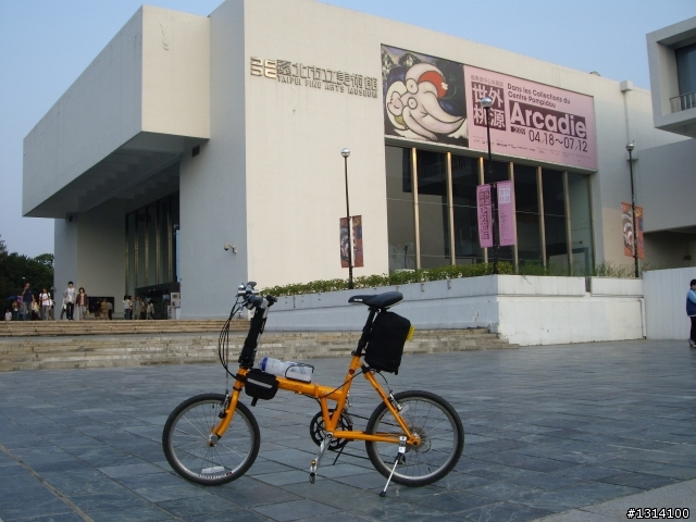 單車遊記--台北河濱單車道及夜宿大直 莎多堡奇幻旅館