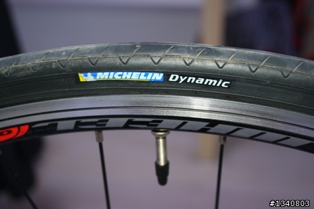 michelin tube胎爆胎,请大大帮忙。