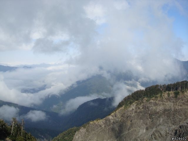 高山一豎之旅(上) 決戰武嶺之巔 - 鐵馬家庭南北大會師